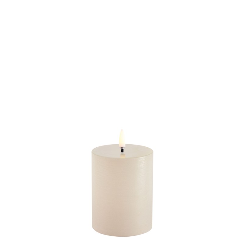 F3F8A2C5CE607B6E033D4947C3E87F09_5708311302831-Led-Pillar-Candle-Vaniglia-7.8x10-di-Uyuni-zanoletti-1 Led Pillar Candle Vaniglia 7.8x10 di Uyuni - immagine 1