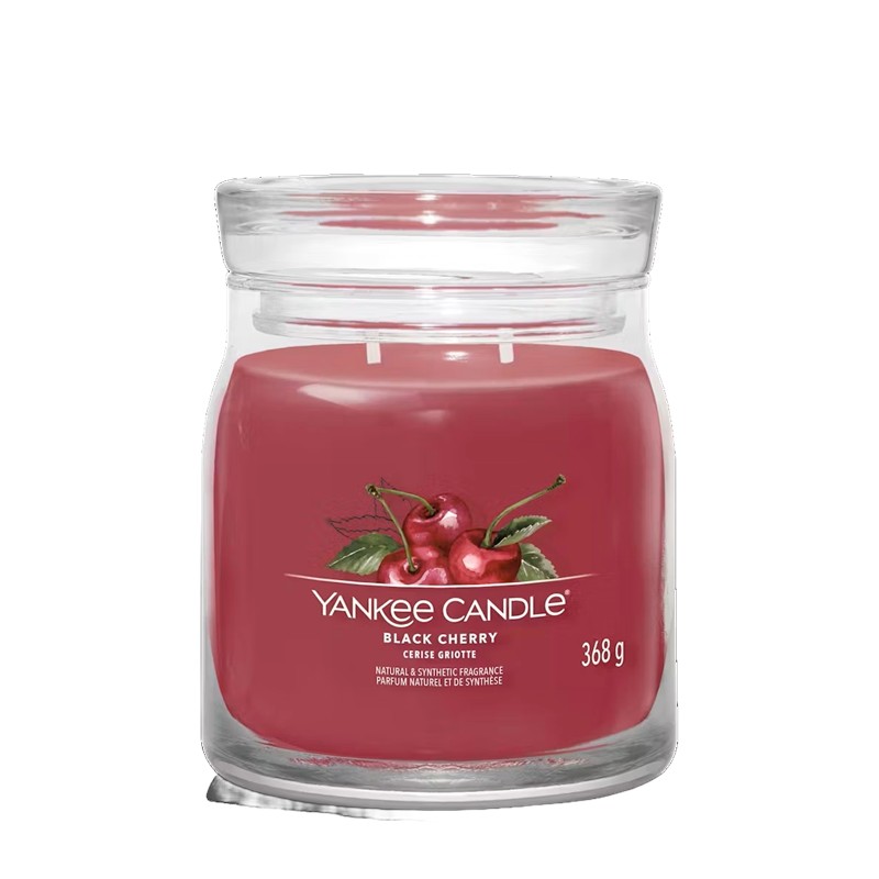 480ED970803C12581B7F0154327DD79B_5038581125015-Black_Cherry_Giara_Media_di_Yankee_Candle-Zanoletti-1 Black Cherry Giara Media di Yankee Candle - immagine 1