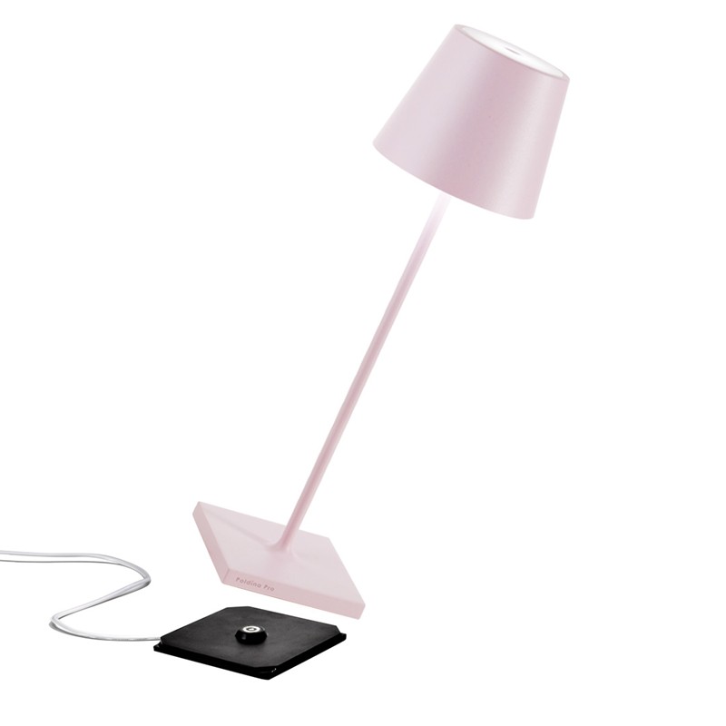94A0E58ADF6909CBD2366F99EF951CF2_8056300196501-LD0340P3-Lampada_pret___porter_Poldina_pro_table_rosa_by_Zafferano-zanoletti-1 Lampada prêt à porter Poldina pro table rosa di Zafferano - immagine 1