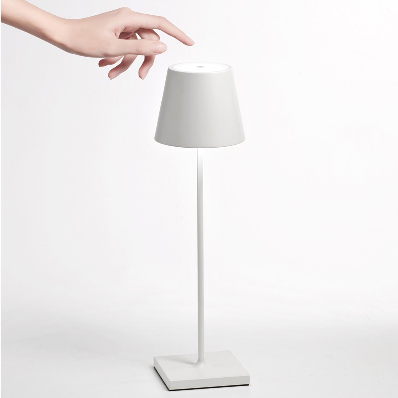 Lampada prêt à porter Poldina pro table bianca di Zafferano - immagine 3