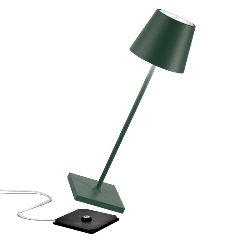 B9E1E55C4EABD49C09B4E36742F763B1_8056300199953-LD0340M3-Lampada_pret___porter_Poldina_pro_table_verde_by_Zafferano-zanoletti-1 Lampada prêt à porter Poldina pro table verde di Zafferano - immagine 1