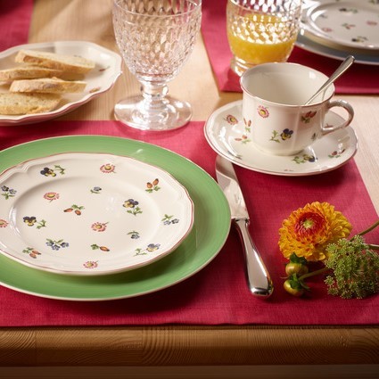 Tazza da Thè con Piattino Petite Fleur di Villeroy & Boch - immagine 5