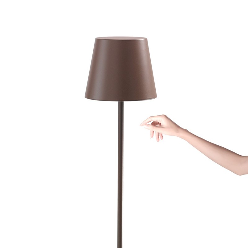 Lampada da terra prêt à porter Poldina pro XXL corten di Zafferano - immagine 4