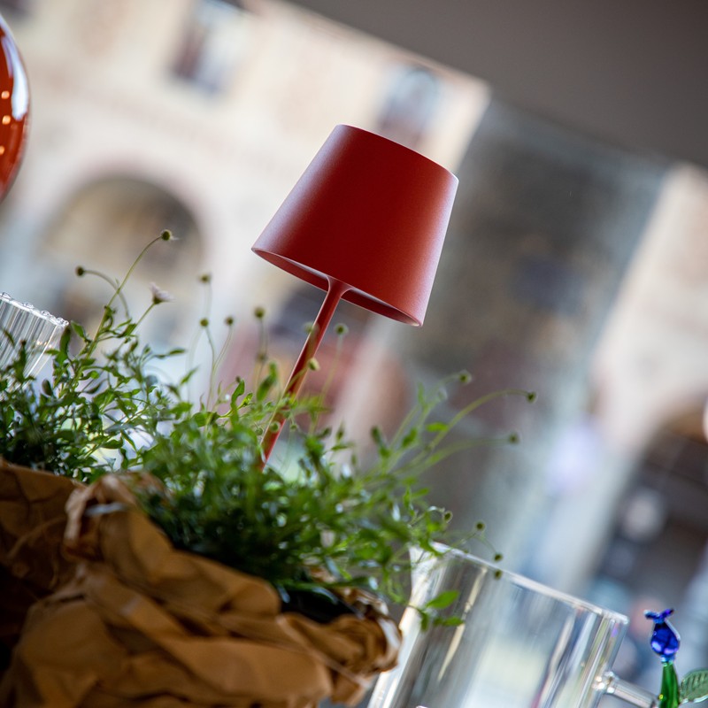 Lampada prêt à porter Poldina pro table rosso di Zafferano - immagine 4