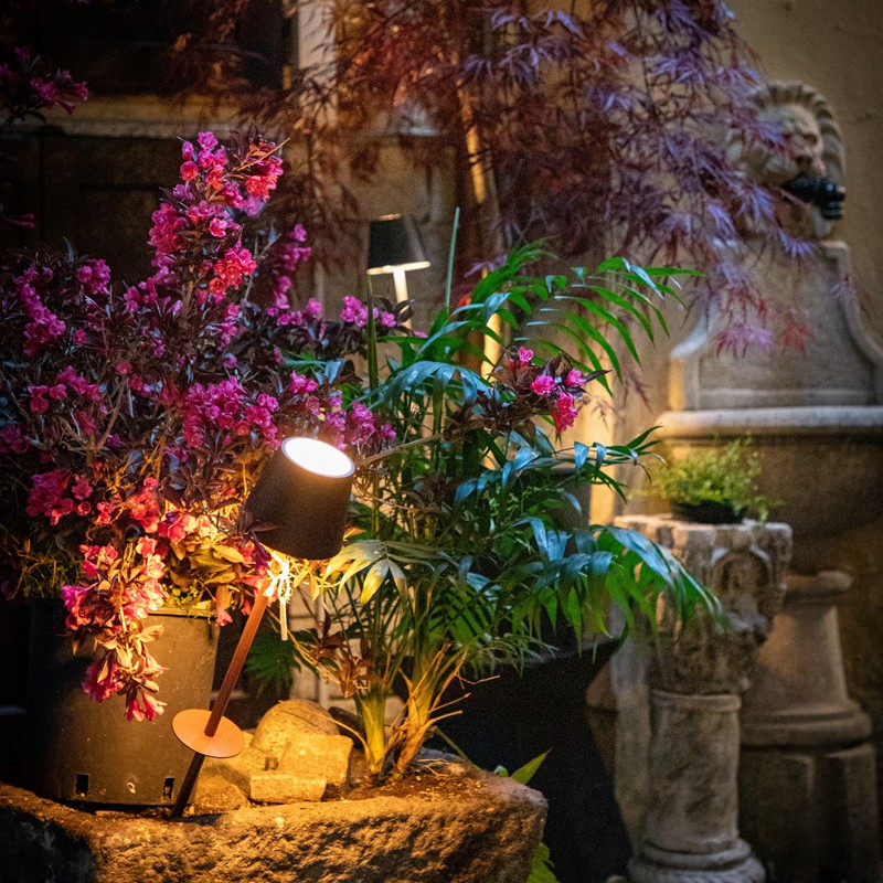 Poldina picchetto corten lampada senza fili da vaso di Zafferano - immagine 4